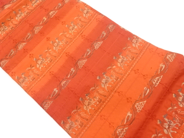 リサイクル　横段に西洋人物・鳥模様織出し名古屋帯